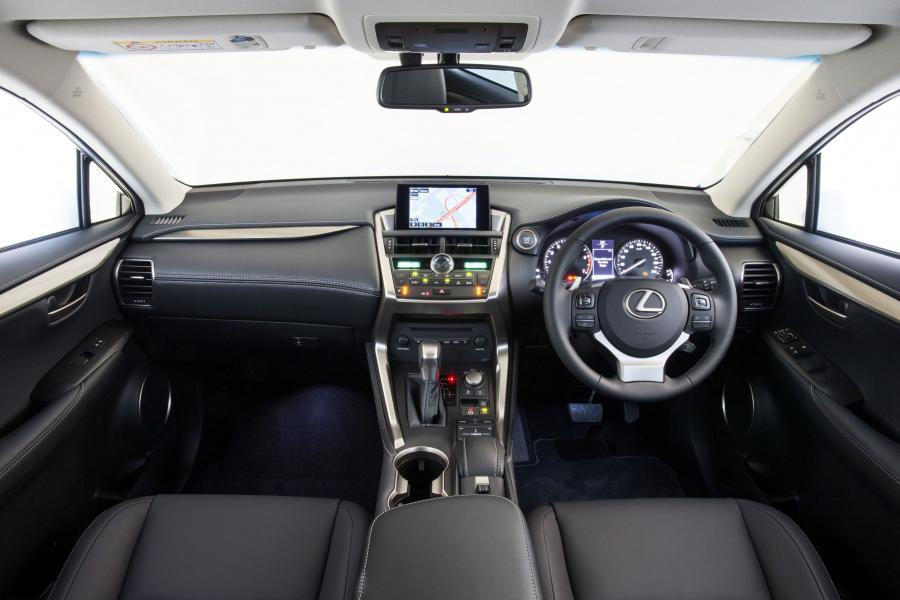  Lexus NX200t 2015 года  (AU) (фото 17 из 19)